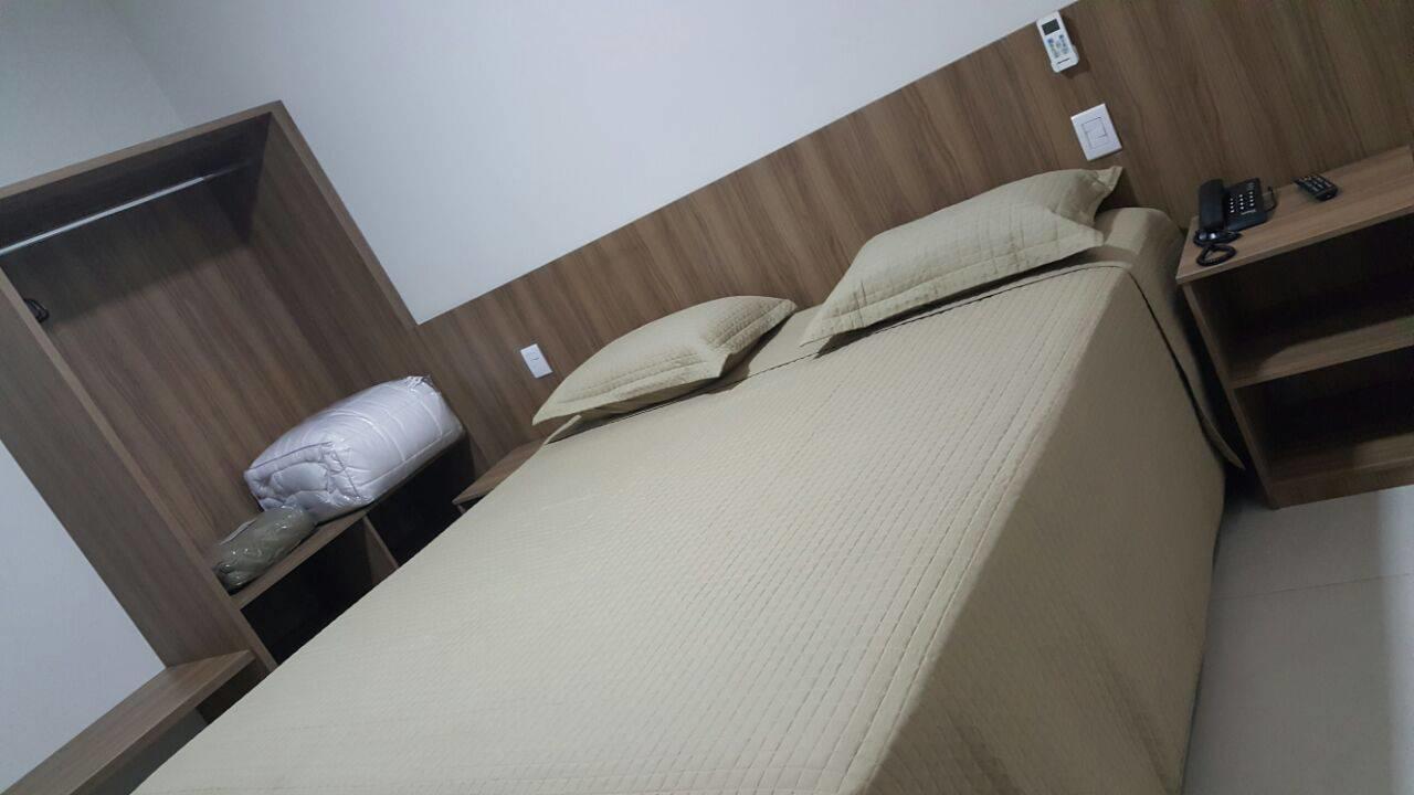 Hotel Vila Verde Penapolis Exterior photo